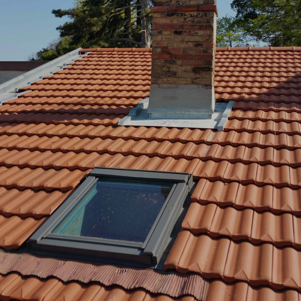 Fenêtre de toit électrique "Velux"